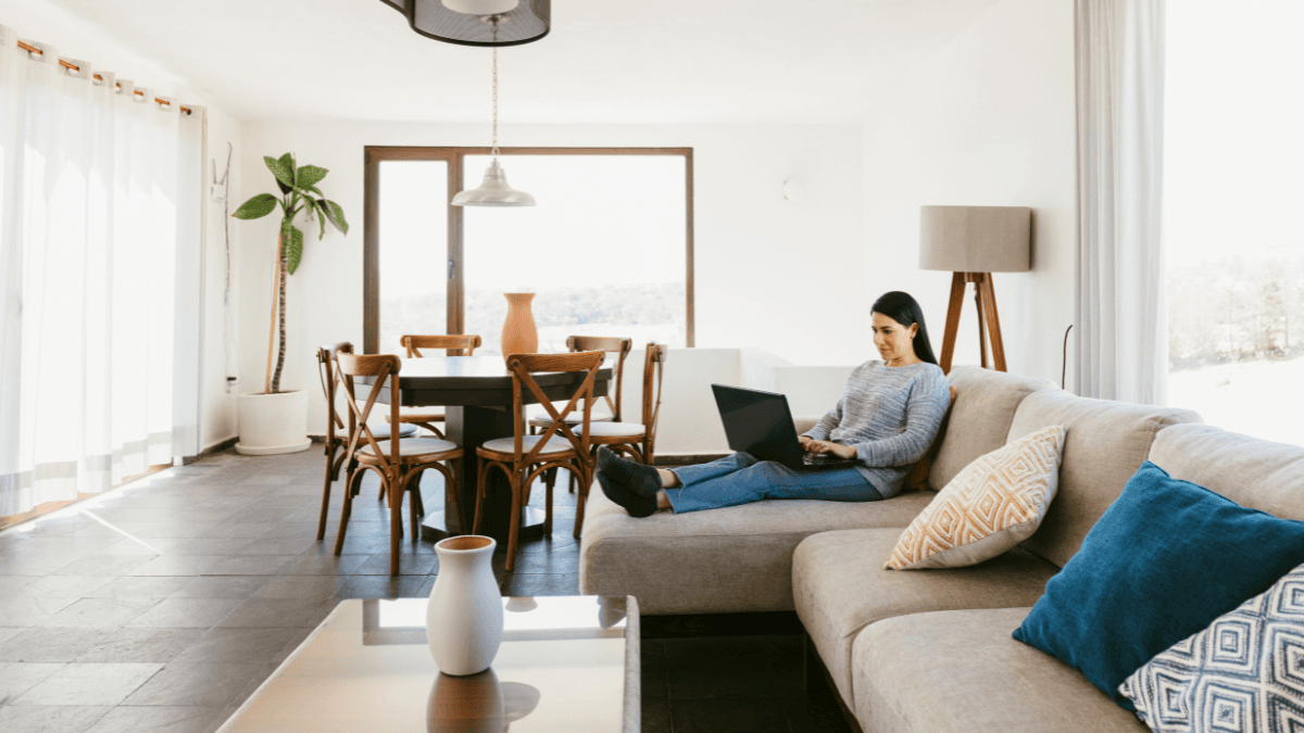 Vrbo vs Airbnb